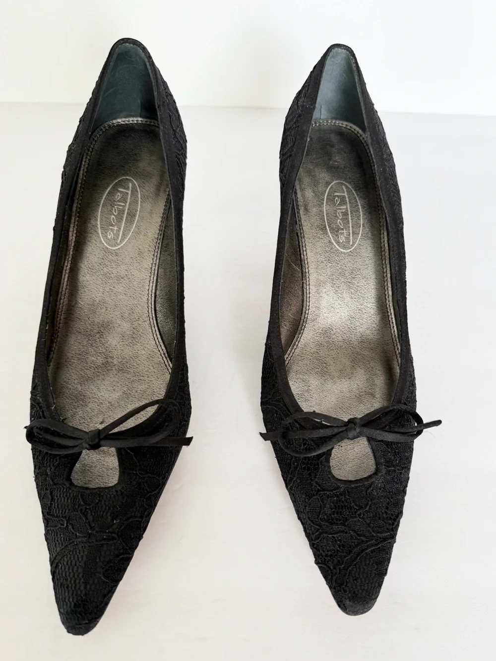 Talbots Black Lace Kitten Heel Pumps Pointed Toe Bow 7.5M